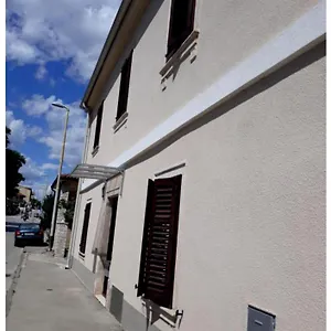 Apartman Vanesa, Pula